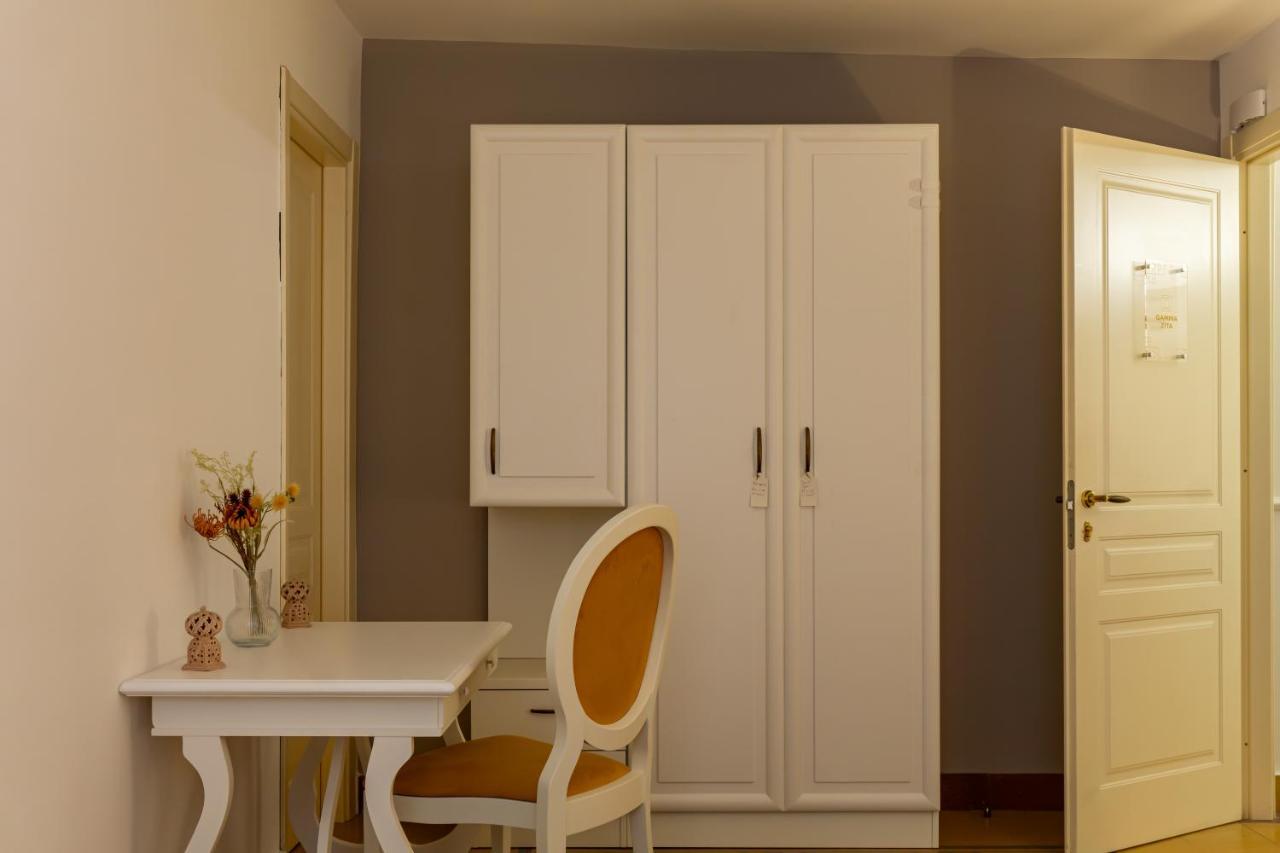 Mi Tu Apartments Catane Extérieur photo